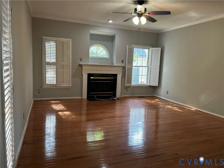 Building Photo - 12305 Maybrook Ln
