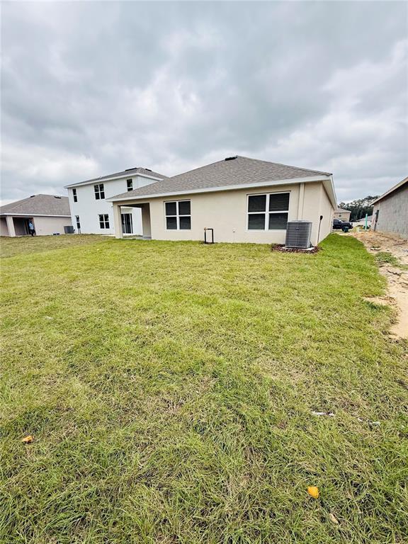 Building Photo - 2924 NE 20th Ter