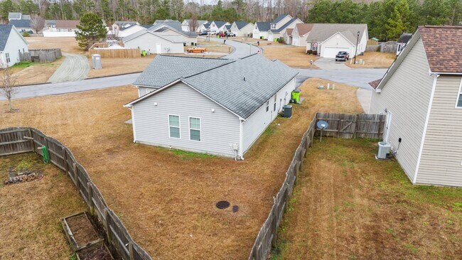 Building Photo - 100 Sumatra Ct