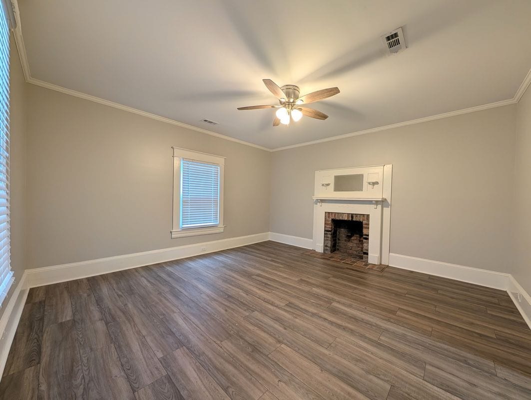 Building Photo - 1716 Thompson Ave