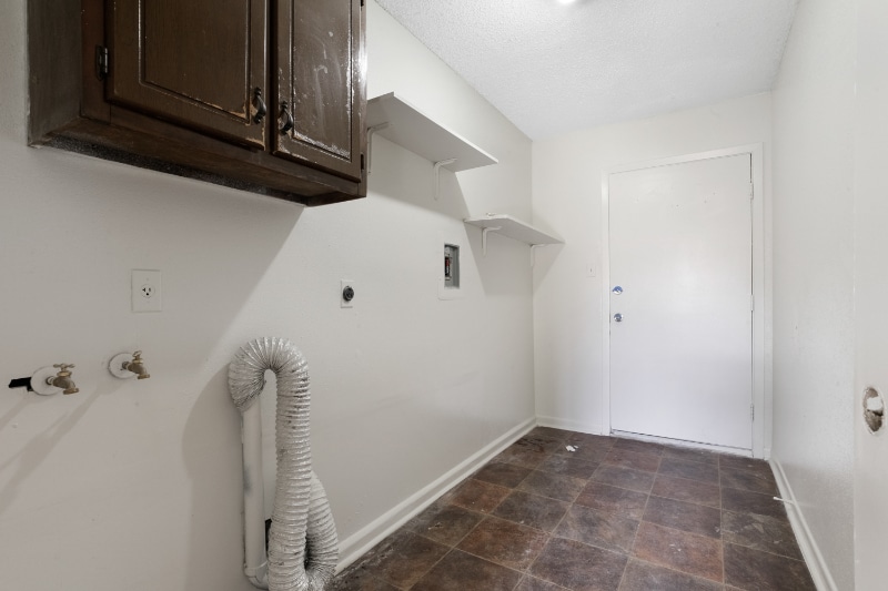 Building Photo - 4025 Glenmere Dr