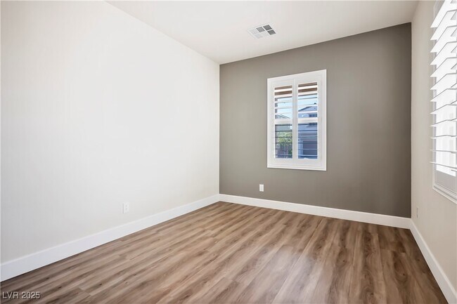 Building Photo - 632 Cultures St