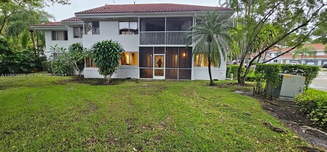 Building Photo - 9220 NW 9th Pl