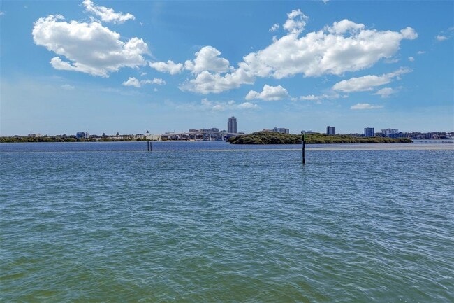 Building Photo - 868 Bayway Blvd
