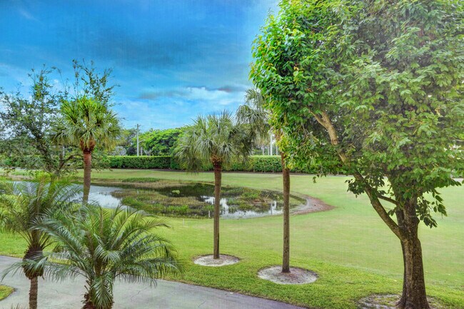 Building Photo - 7194 Promenade Dr