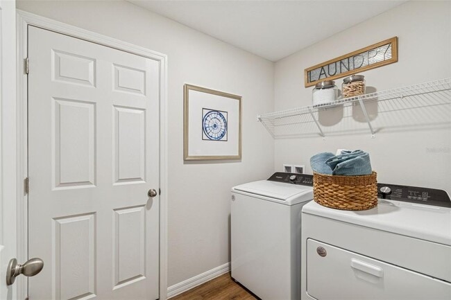 Building Photo - 601 Ambleside Dr