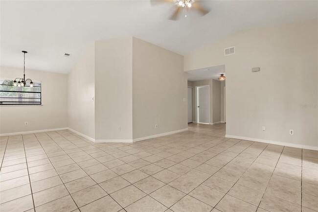 Building Photo - 3075 Woolridge Dr