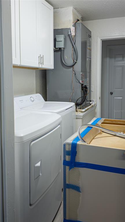 Building Photo - 4395 NE 33rd Ave