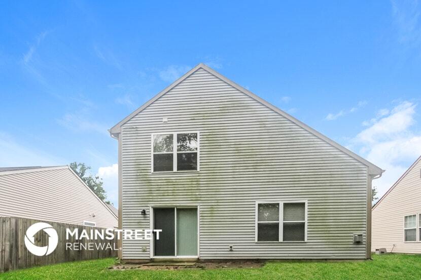 Building Photo - 3338 Montgomery Dr
