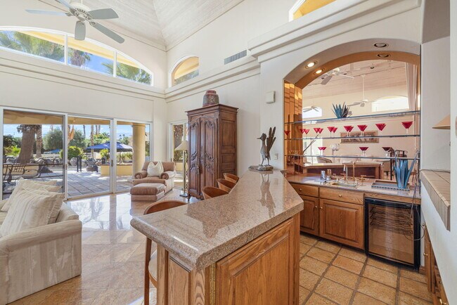 Building Photo - 50180 Vista Montana Rd