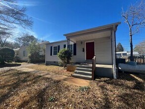 Building Photo - Newly Remodeled 2/1 Single Family House in...