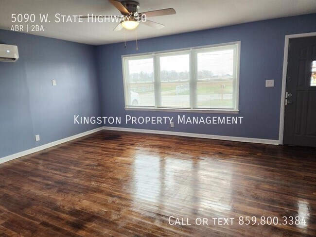 Building Photo - Beautiful 4 Bedroom 2 Bathroom House! 1/2 ...