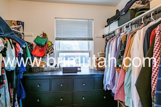 Building Photo - 11412 Autumn Hill Dr