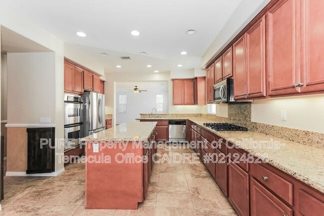 Building Photo - 45718 Cloudburst Ln