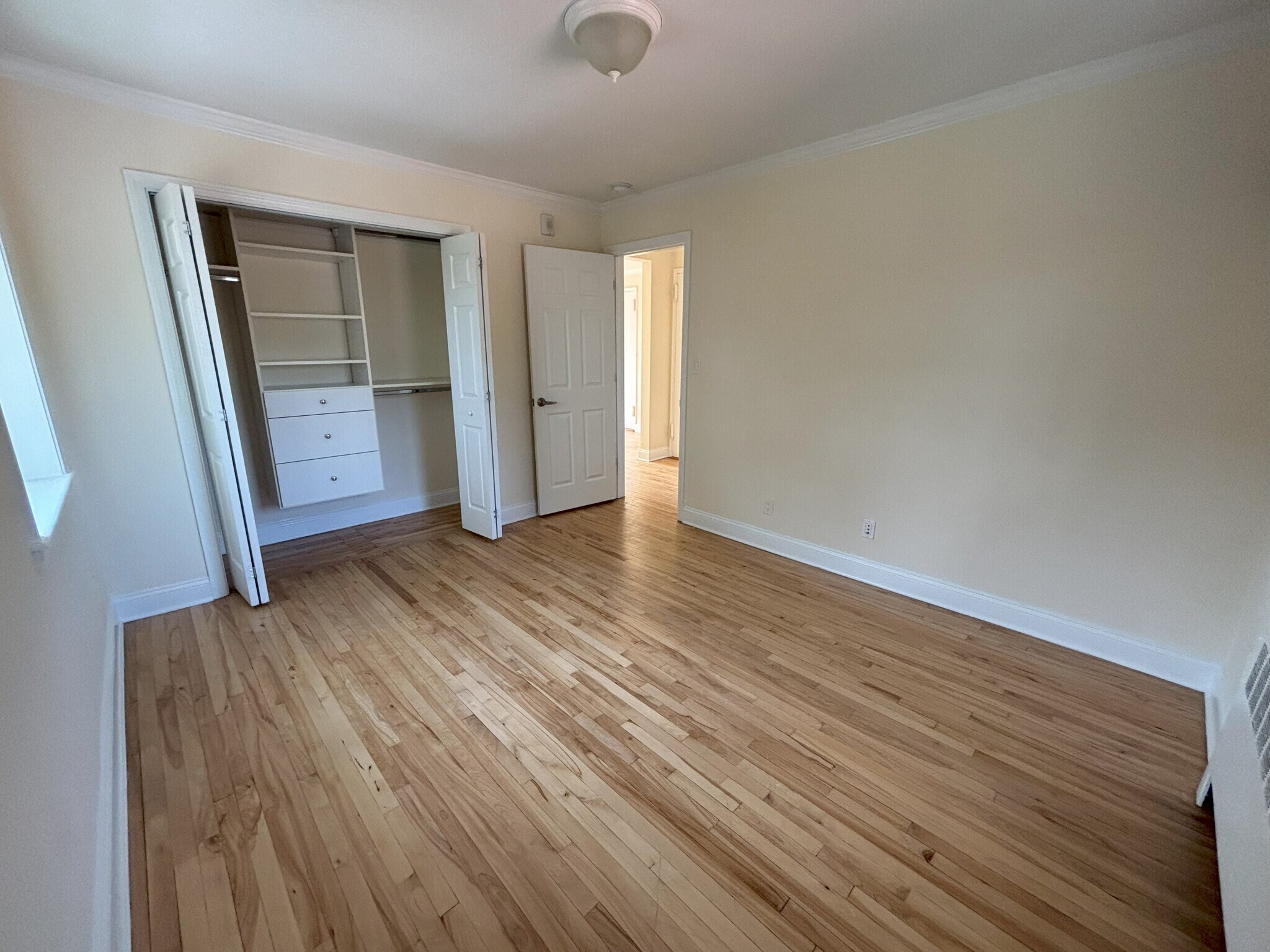 Building Photo - 153 Saint Paul St