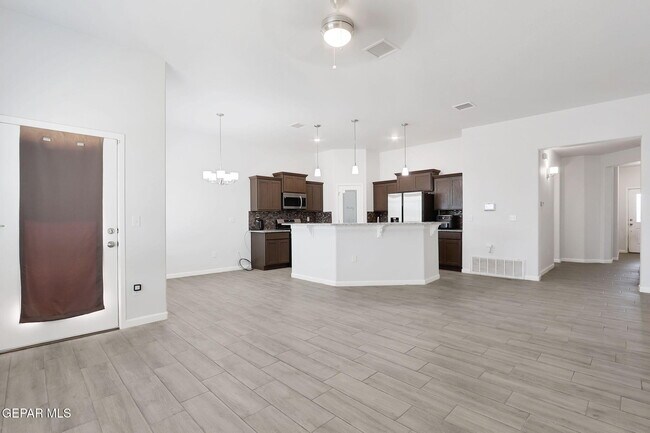 Building Photo - 1122 Gallium Ave