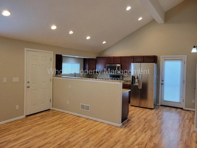 Building Photo - 17685 E Temple Dr