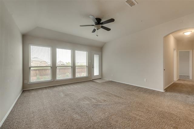 Building Photo - 4721 Lazy Oaks St