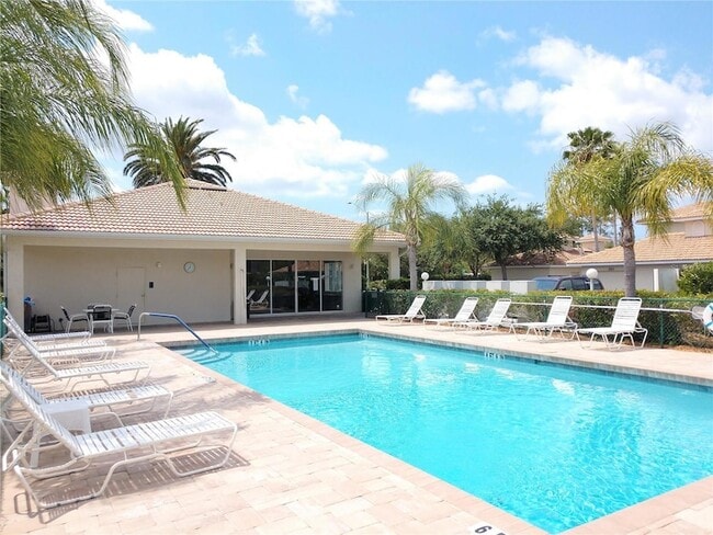 Building Photo - 7202 L Pavia Blvd