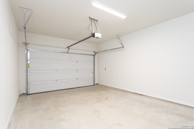 Building Photo - 10318 Candlewood Wy