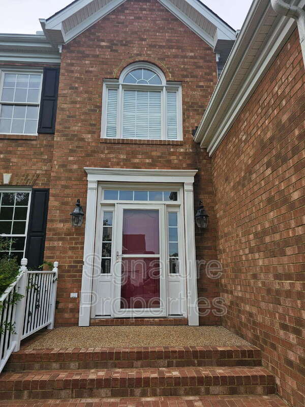 Building Photo - 5600 Barnsley Pl