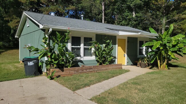Primary Photo - 2641 Connally Dr