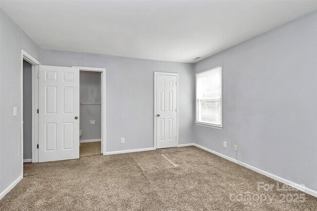 Building Photo - 6146 Meadow Rose Ln