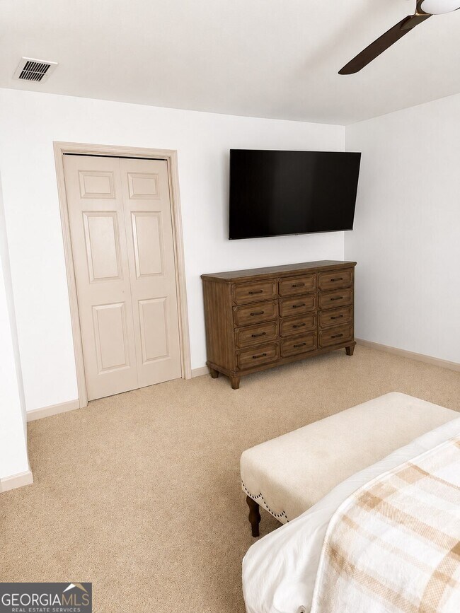 Building Photo - 8945 Carroll Manor Dr