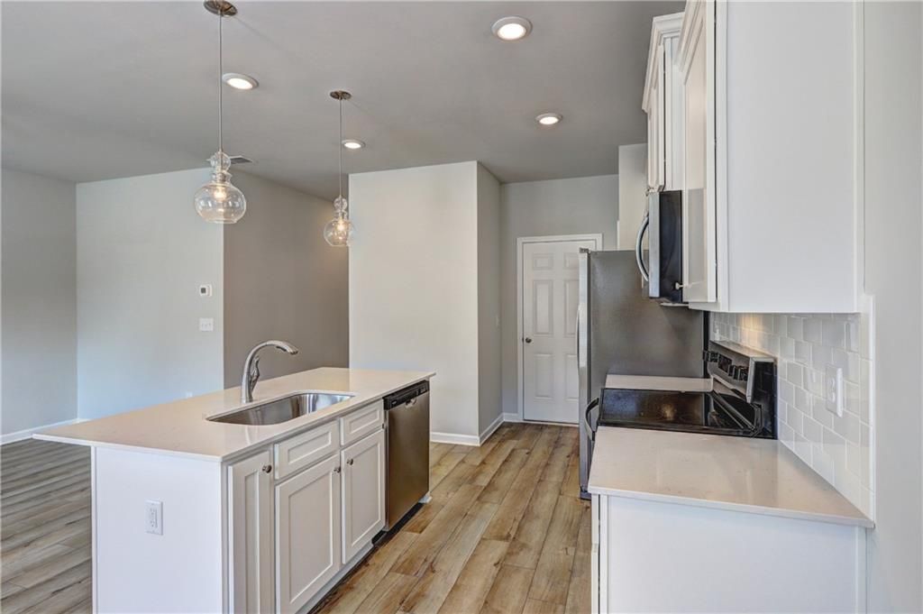 Building Photo - 479 Payne Dr