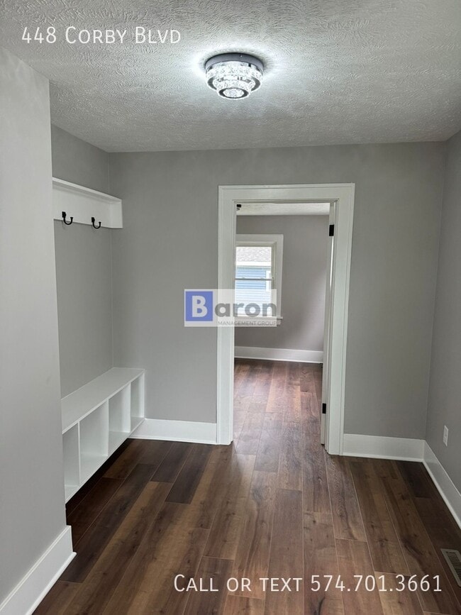 Building Photo - 448 Corby Blvd