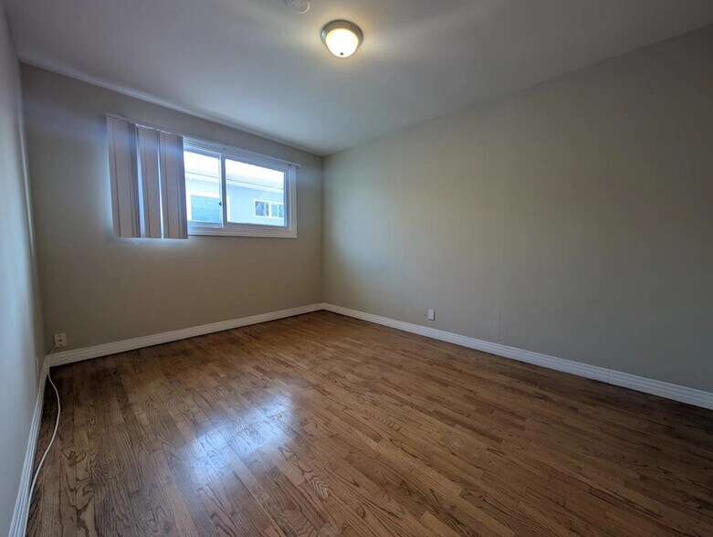 Building Photo - 1509 Orange Grove Ave