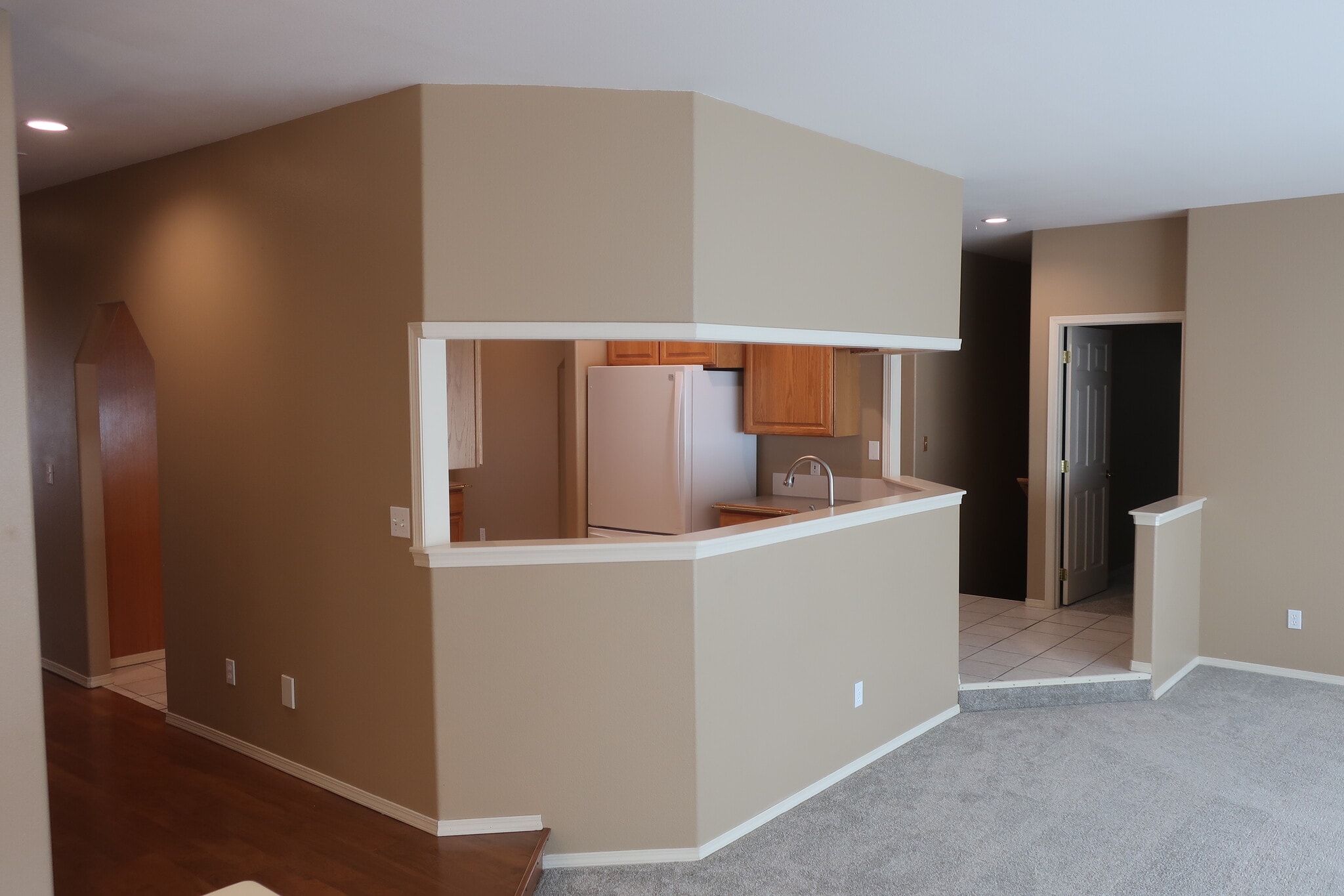 Building Photo - 466 Lower Daniels Dr