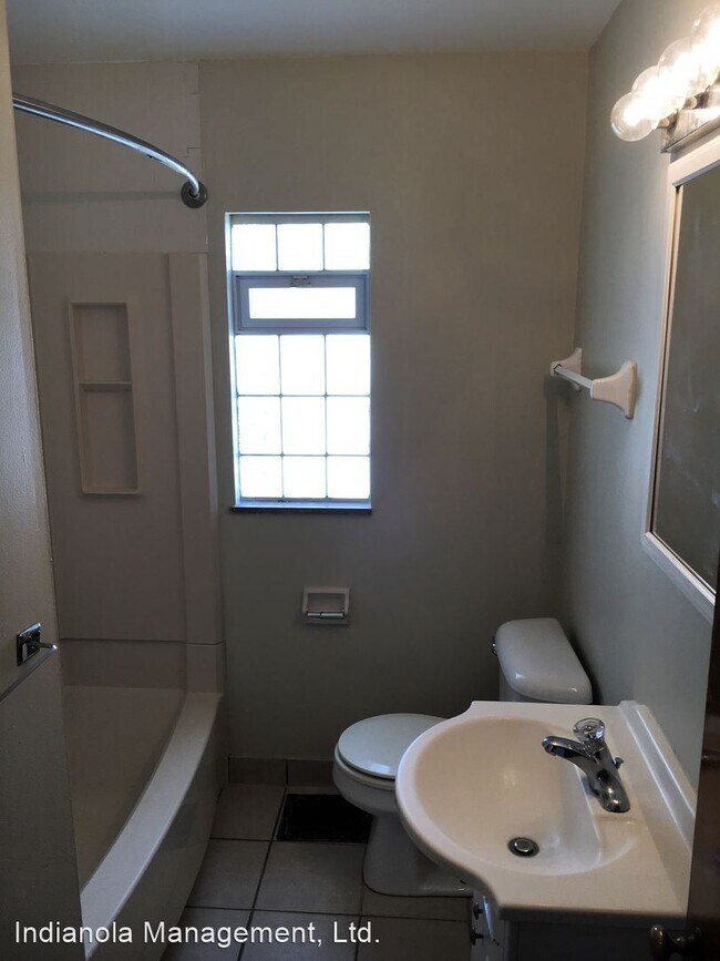 Building Photo - 2 br, 1 bath House - 678 E. Jeffrey Place