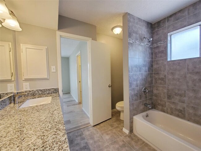 Building Photo - 19311 Lazy Valley Dr