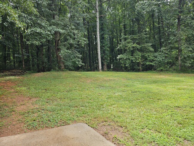 Building Photo - 1151 Hunter Trail