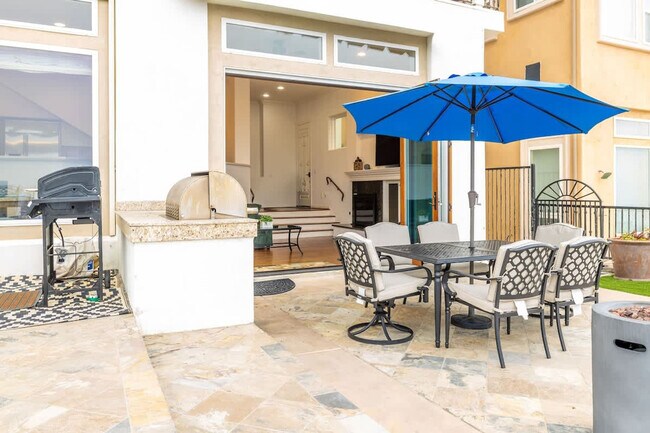 Building Photo - 125 Chinquapin Ave