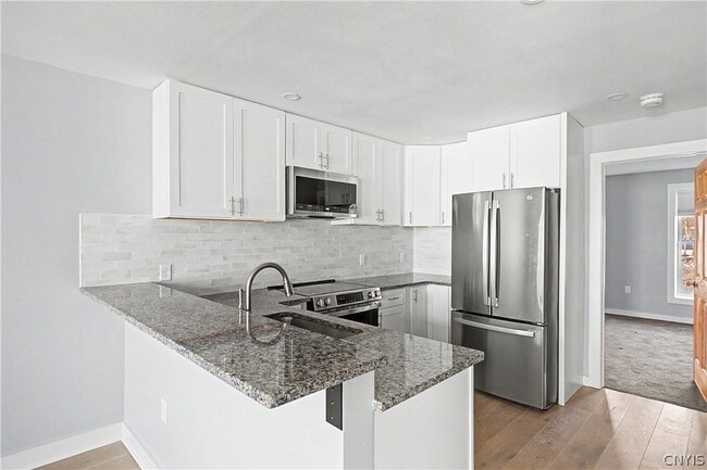 Building Photo - 28 E Genesee St