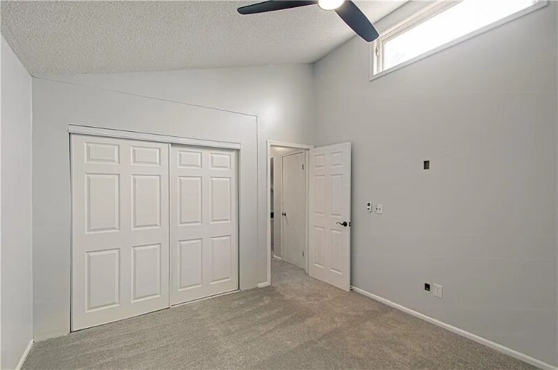 Building Photo - 9009 E 85th Terrace