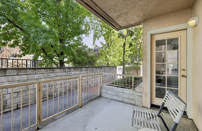 Building Photo - 22530 3rd St