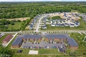 Building Photo - 624-664-664 Highland Dr