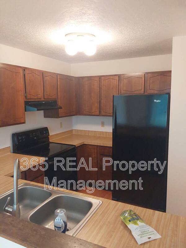 Building Photo - 909 44th Ave Ct