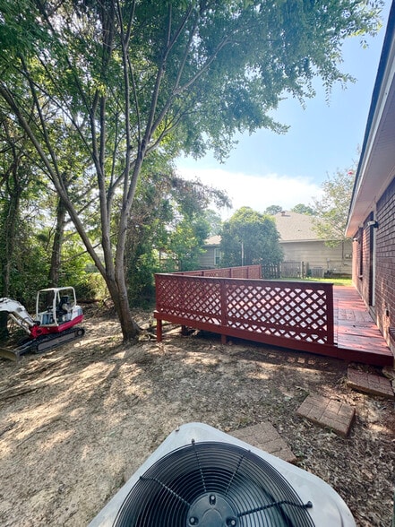 Building Photo - 405 Goodhope Rd