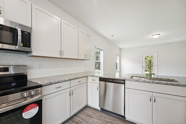 Building Photo - 131 Altair Ln