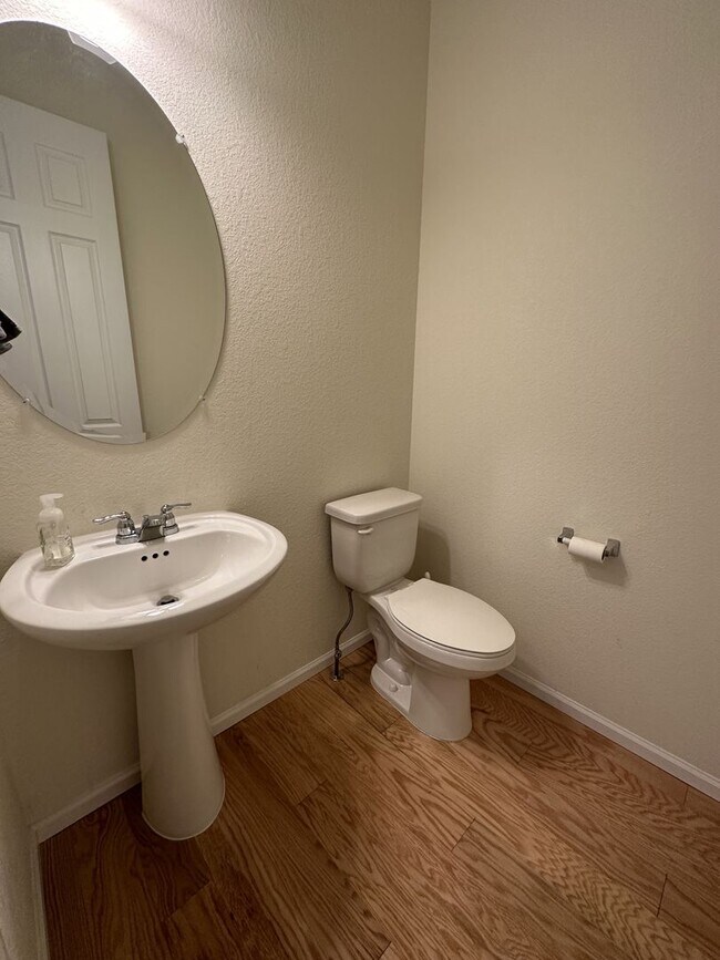 Building Photo - Modern 4-Bed Ranch in Erie with 13-Ft Ceilings, Solar Panels & EV Charger