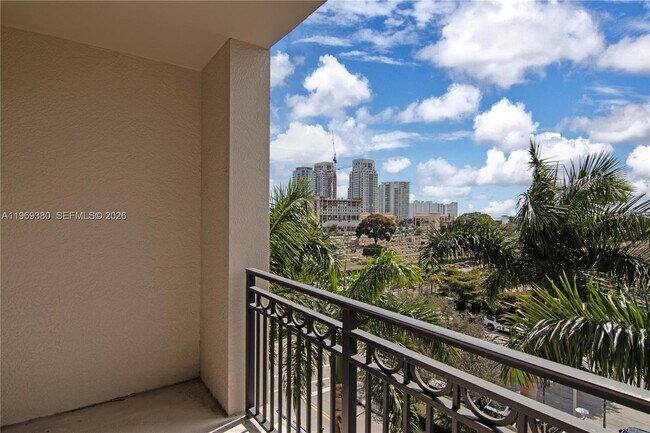 Building Photo - 550 Okeechobee Blvd