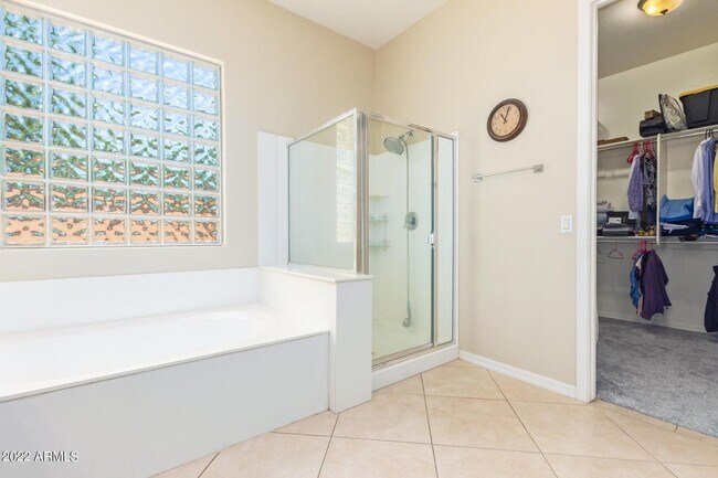 Building Photo - 4250 S Lafayette Dr