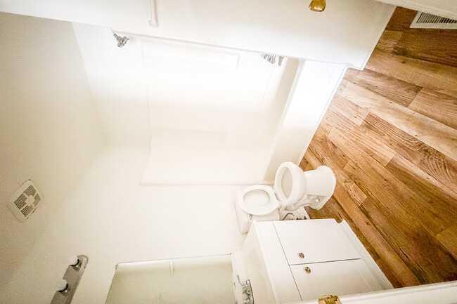 Building Photo - 1038 Wickford Ct