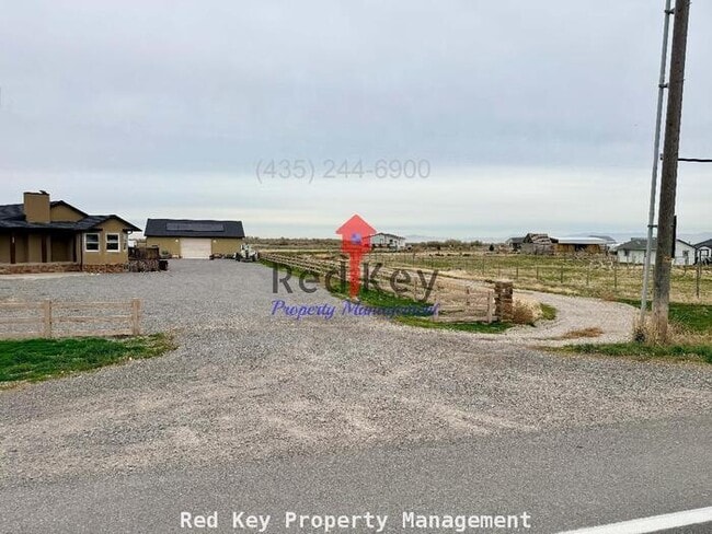 Building Photo - S. Main St. Single Family Home