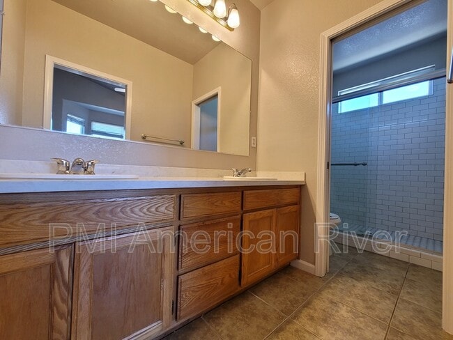 Building Photo - 10893 Bellone Way
