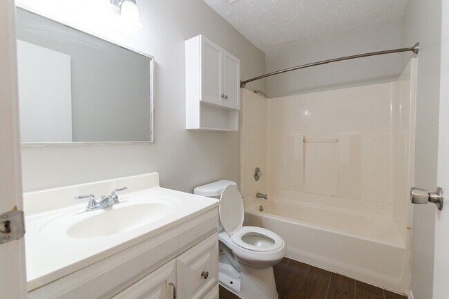 Building Photo - 1603 N Red Cedar Cir